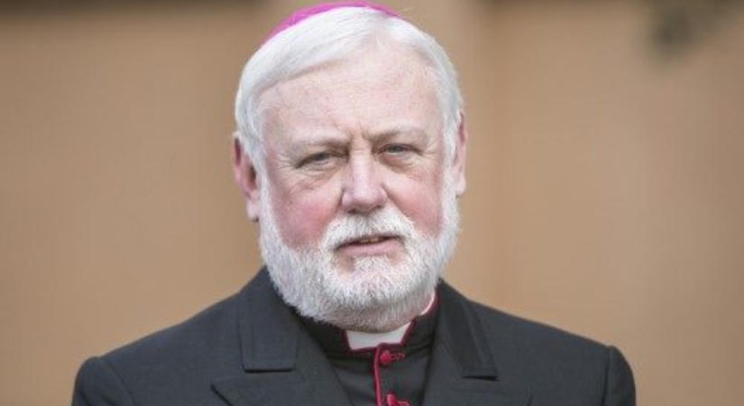 Misszió a békéért: Gallagher érsek megkezdte oroszországi látogatását
