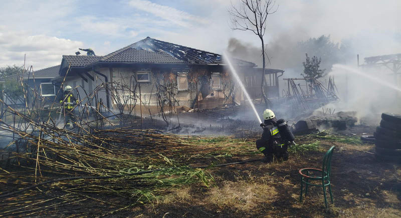 17 tűzeset, 11 műszaki mentés