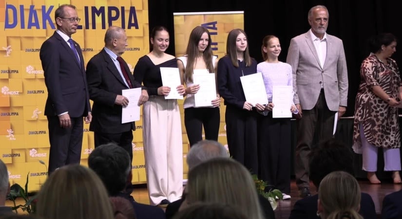 Díjazták a diákolimpiák legjobbjait