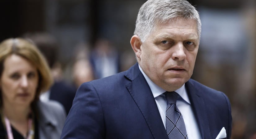 Fico lemondta felszólalását a szerbiai választások előtti, Vučićot támogató gyűlésen