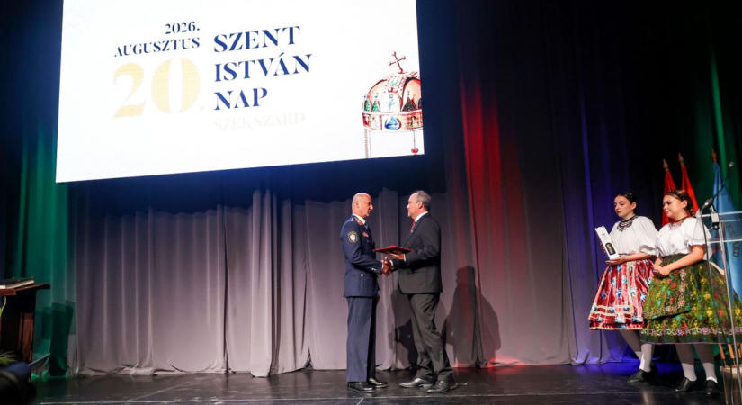 A gyermekek iskolai tűzvédelmi felkészítésében is jeleskedik Szekszárd Város Év Tűzoltója