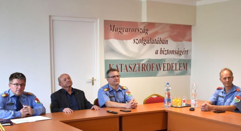 A jövőt érintő, fontos ügyekről tárgyaltak az egri tűzoltóságon