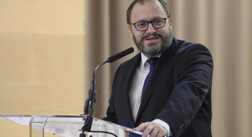 Kármán András: a túlárazás elleni fellépés ellensúlyozza az új intézkedések hiánynövelő hatását