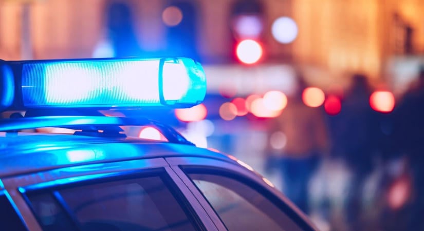 Eltűnt egy 3 éves kisfiú és egy 10 hónapos kislány Győrben – a rendőrség a lakosság segítségét kéri
