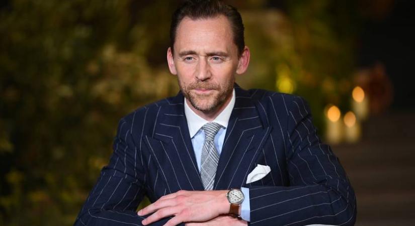 Vilmos herceggel járt iskolába a Golden Globe-díjas színész – 6 meglepő tény Tom Hiddlestonról