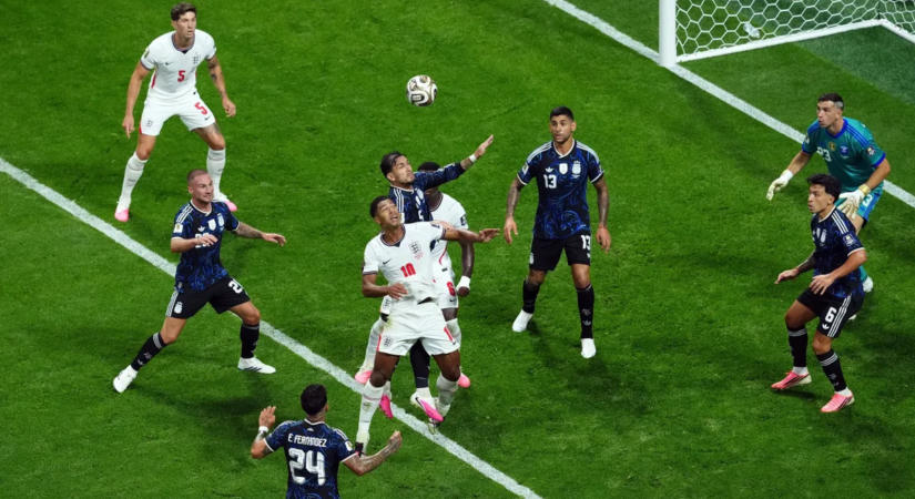 Lavinát indított Lionel Messi, újabb játékos lengette be visszavonulását – csak ezt nem mindenki bánja