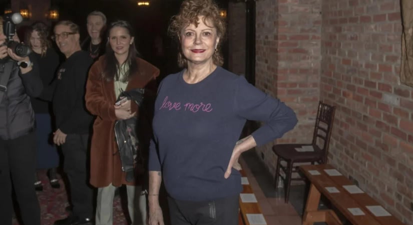 Rendőrségi intézkedés az Oscar-díjas Susan Sarandon ellen egy New York-i tüntetésen