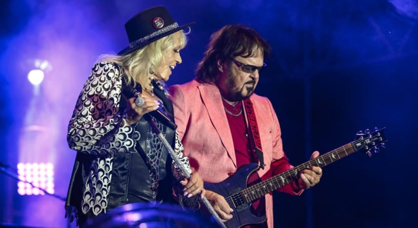Neoton jubileumi koncert az Erkel Színházban