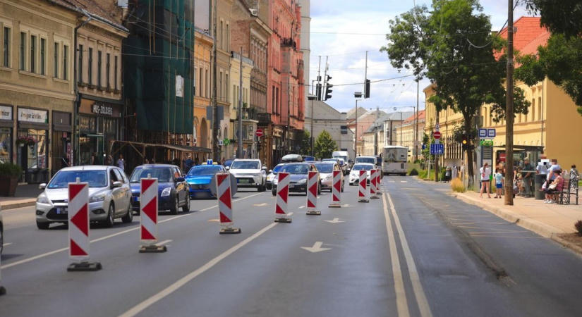 Erre figyelj, mielőtt útnak indulsz – Debrecen több pontján is változott a forgalmi rend