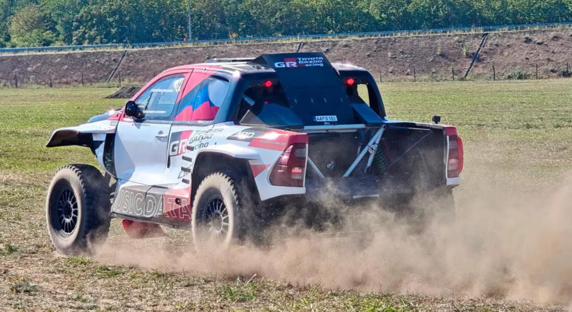 Modelloffenzívával ünnepel a 35 éves Toyota Magyarország