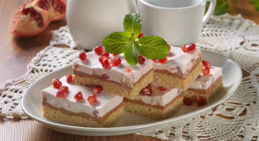 Sütés nélkül készül ez a mennyei trópusi gyümölcsszelet recept