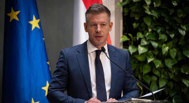 Meghívták Magyar Péter fiát az U15-ös válogatottba, üzent a miniszterelnök