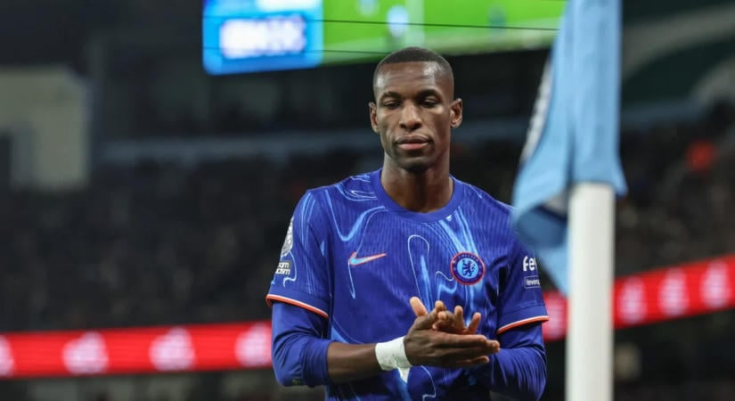 Fordulat a Chelsea-nél: 75 millió eurót kérnek Nicolas Jacksonért