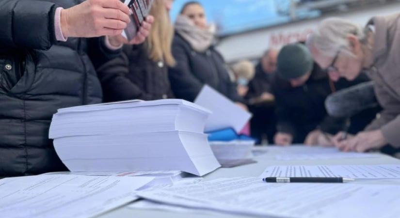 A Demokrata Párt a támogatói aláírások ellenőrzését kéri a választási bizottságtól