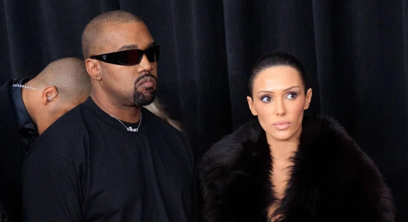 Melltartó nélkül, szinte meztelenül jelent meg Kanye West felesége: Bianca Censori megint mindent megmutatott – fotó