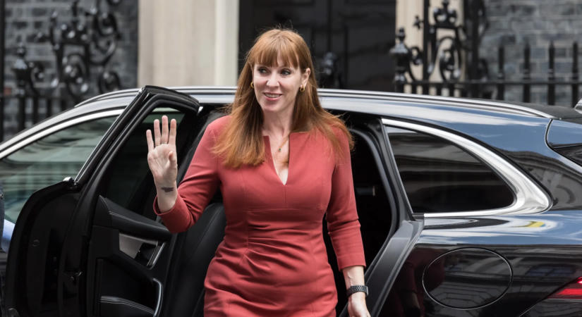 Elmeszelték Angela Rayner sajtópanaszát: Jogszerűen vadásztak a fotósok a politikusra