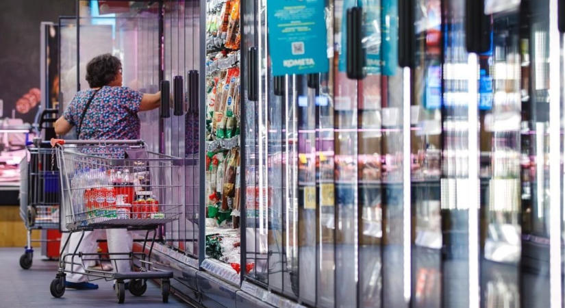 Sürgős termékvisszahívást jelentett be az ismert áruházlánc: veszélyes baktériumot találtak a népszerű édességben