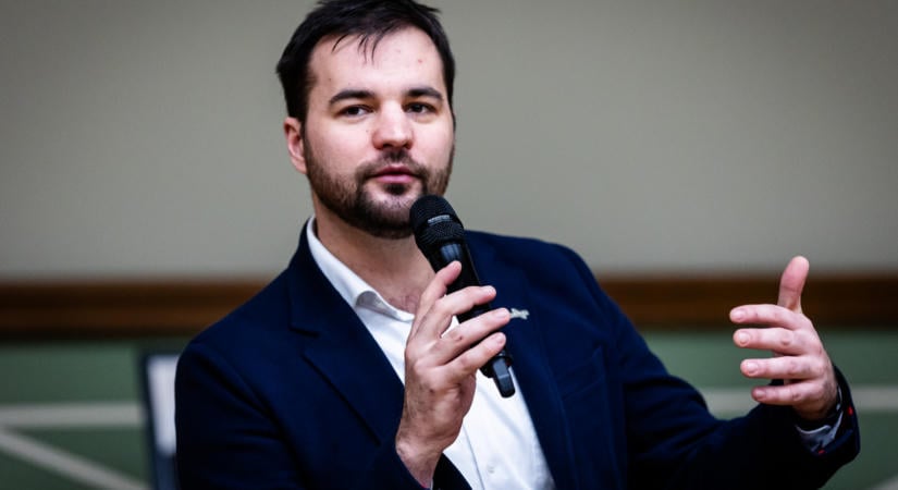 Kapu Tibor nagy építkezésbe kezdett, kulcsszerepet kapott a kormánytól