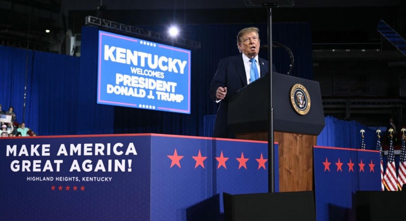 Donald Trump olyan kijelentést tett, amitől Zelenszkij a falnak fog menni: az amerikai elnök simán bevédte Vlagyimir Putyint – „Ukrajnának nincsenek óceánjai”