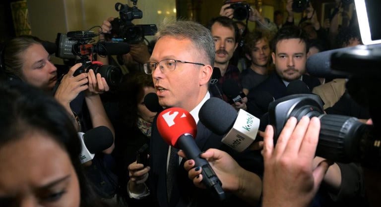 Hankó Balázs a Fidesz parlamenti irodájából: Nem bujkálok