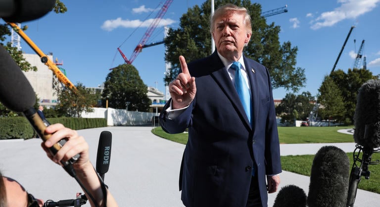 Elfogytak az antibiotikumok egy pestisgyanús eset miatt, Donald Trump is megszólalt