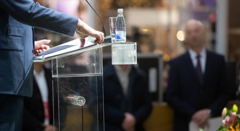 Létezik egy fóbia, aminek már a nevétől is rosszul lettünk