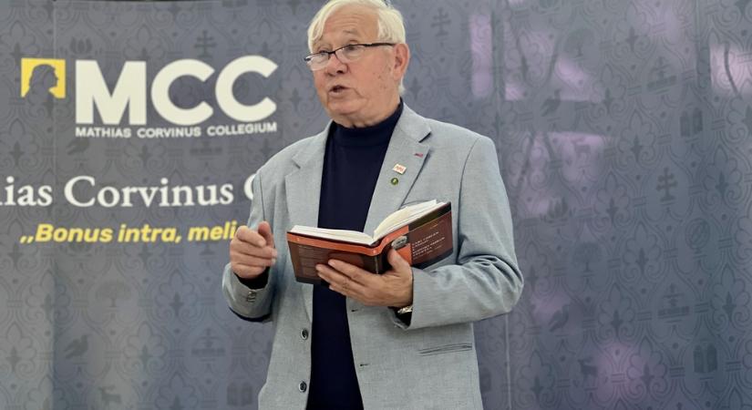Rendhagyó irodalmi est Vári Fábián Lászlóval az MCC-ben