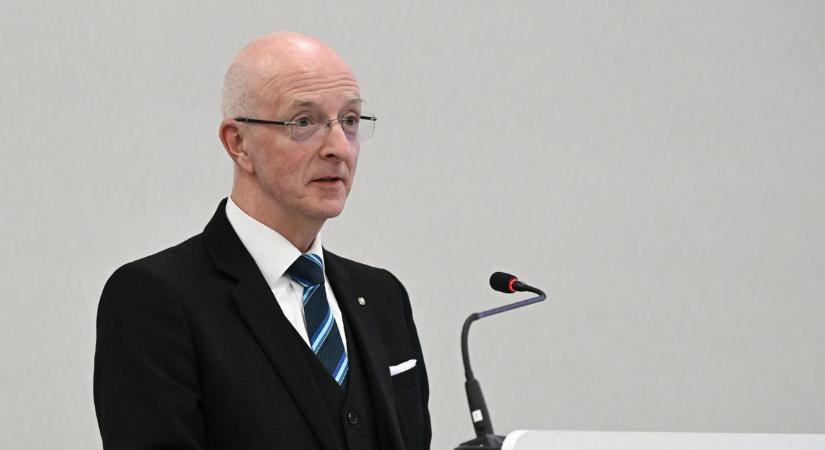 Megy a fejvakarás a Tisza-kormányban, hogyan mozdítsák el székéből a Kúria elnökét