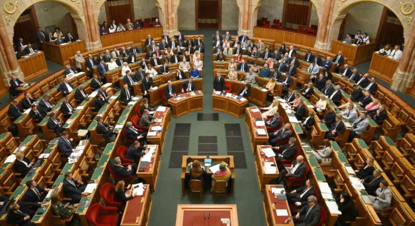 Megtörhet a hallgatás törvénye: Magyar Péter szerint összeomolhat a belső védvonal