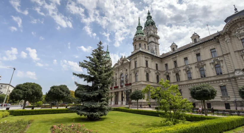 Megszűnt a Fidesz-KDNP-frakció a győri közgyűlésben, miután nyolc képviselő kilépett