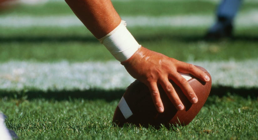 Tragédia a pályán: touchdownt szerzett, majd meghalt a 20 éves amerikaifocista
