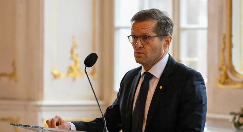 Sajnálja, de tiszteletben tartja a Nobel-díjas Krausz Ferenc lemondását a Corvin-láncról a testület
