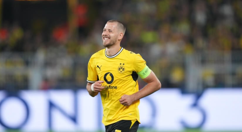 Meghosszabbítaná védője szerződését a Borussia Dortmund!