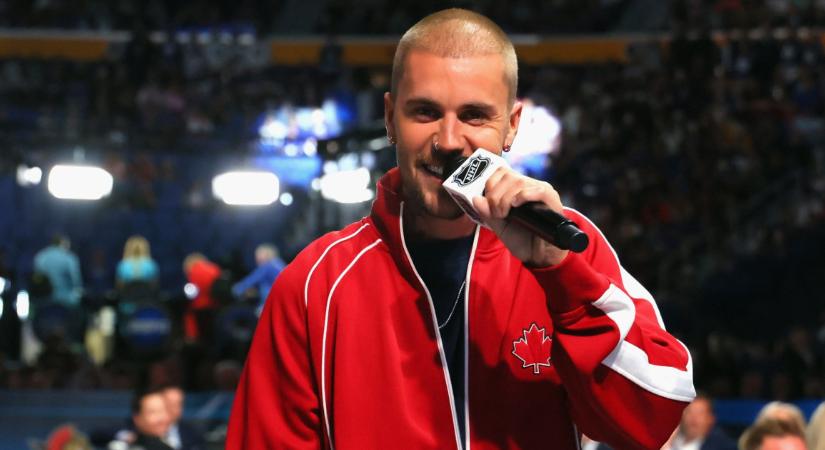 Justin Bieber is fellép a futball-vb döntőjében