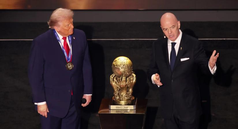 Etikai vizsgálatot sürgetnek Gianni Infantino ellen Donald Trump FIFA-békedíja miatt