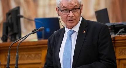 Polt Péternek nem tetszik, hogy Gajdos László környezetért felelős miniszter szerint számot kell adnia a tetteiről