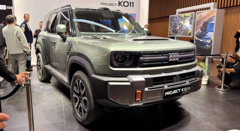 Hibrid terepjáróval erősít Európában a Geely – 2027 végén érkezik a KO11