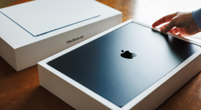 Kezd hiánycikké válni a legnépszerűbb Macbook
