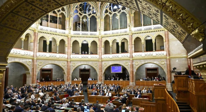 Ismét kötelező a kamarai tagság az orvosoknak, fogorvosoknak és szakdolgozóknak