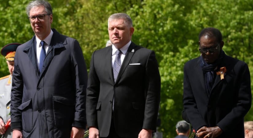 Robert Fico lesz Vučić díszvendége a haladók belgrádi nagygyűlésén