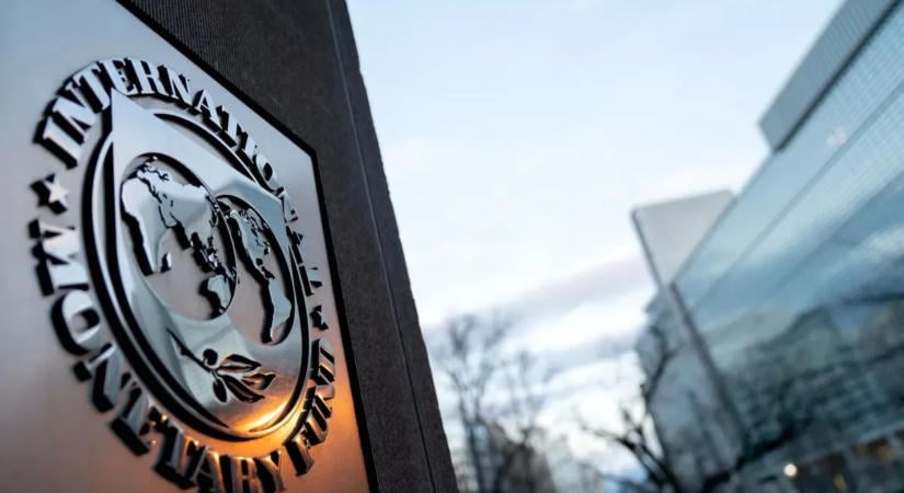Megjött az IMF: háromszorosára nőhet a rezsi és emelkedhet a nyugdíjkorhatár