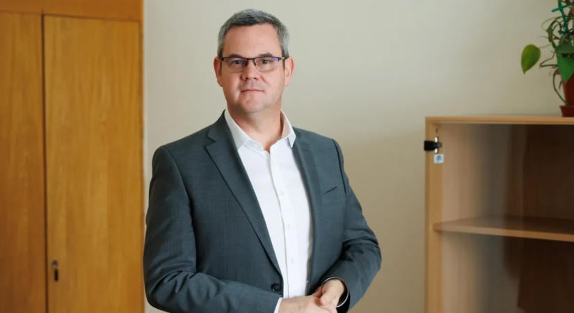 Takács Péter az Origónak: A Covid alatt sem volt olyan zavar a budapesti egészségügyben, mint most