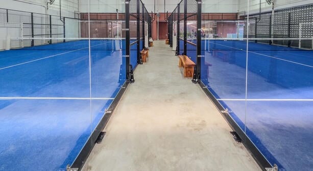 Töretlenül hódít a padel Magyarországon