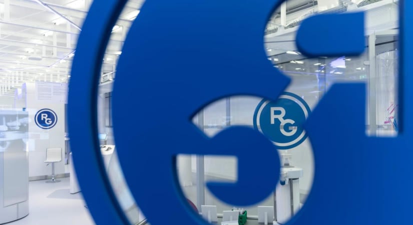 Megfelezi áramfelhasználását a Richter