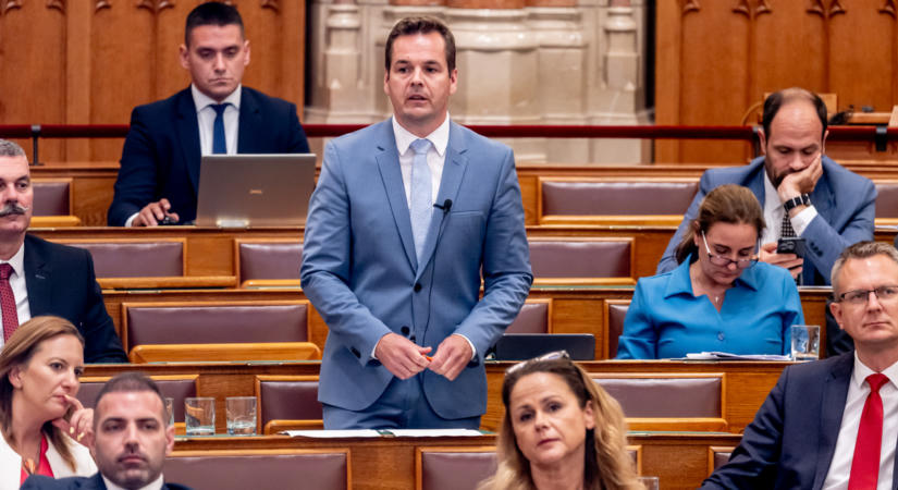 Szélsőséges liberalizmussal vádolja Németh Balázs a közmédiát