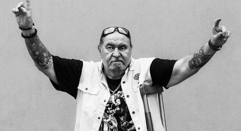 Meghalt Deák Bill Gyula, a magyar blues legendás alakja