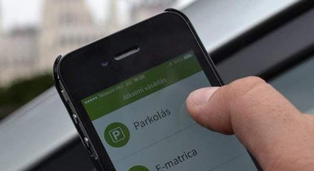 MNB: az átutalások harmada mobilbankból indul