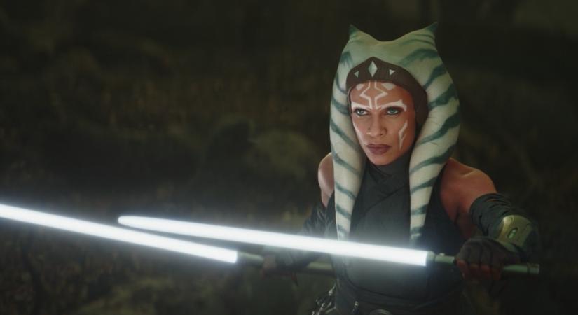 "Magam miatt nem edzenék, de Ahsoka kedvéért minden nap gyúrok" - Rosario Dawson arról beszélt, hogy a Star Wars-sorozatára keményebben készült, mint eddig bármilyen szerepre