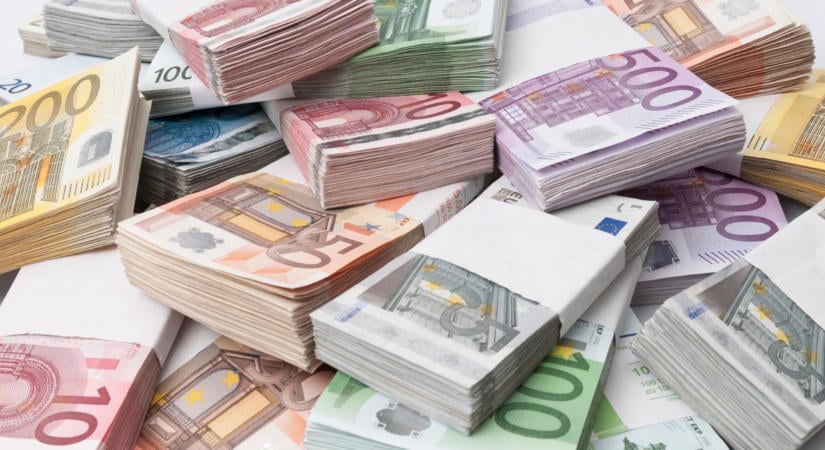 Áttörés Brüsszelben: Zöld utat kapott a 4,2 milliárd eurós uniós pénz