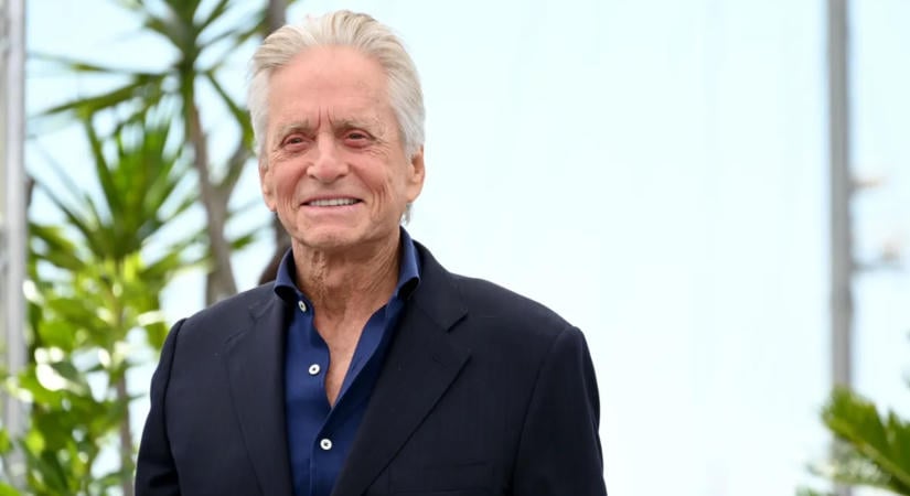 Michael Douglas Diana hercegnével való kínos találkozásáról vallott: „Odahajoltam hozzá, és suttogva bocsánatot kértem”